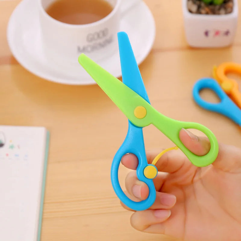 Kids’ Safety Training Scissors Set