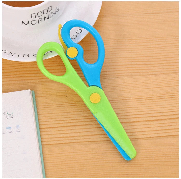 Kids’ Safety Training Scissors Set