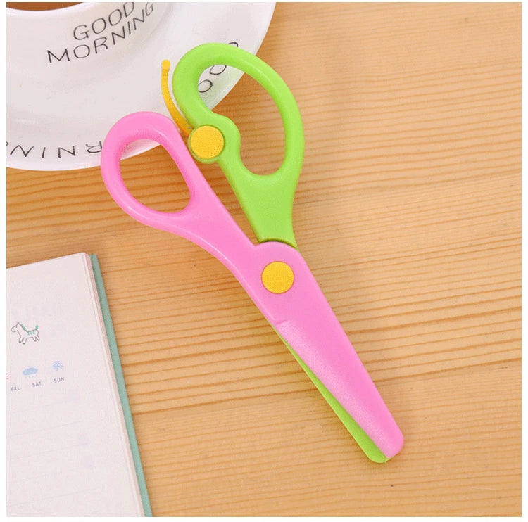 Kids’ Safety Training Scissors Set