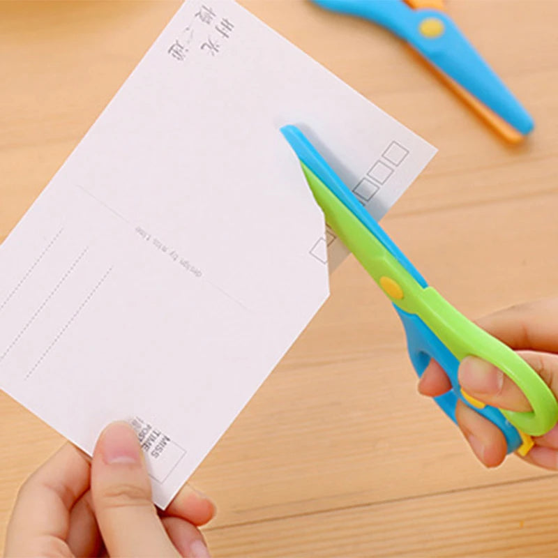 Kids’ Safety Training Scissors Set